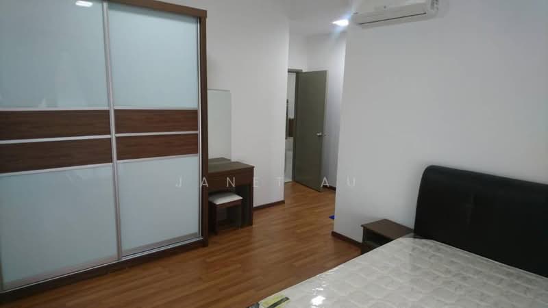 Servis Apartment untuk Disewa di Greenz (Residensi Flora) @ One South - Janet Au - Bedroom - PropertyGuru.com.my