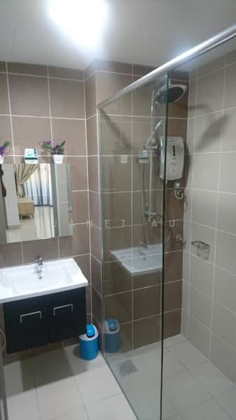 Servis Apartment untuk Disewa di Greenz (Residensi Flora) @ One South - Janet Au - Bathroom - PropertyGuru.com.my