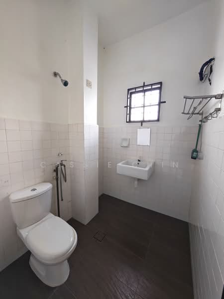 2-storey Terraced House for Rent in Johor Bahru (Johor) - Cassie Chin - Bathroom - PropertyGuru.com.my