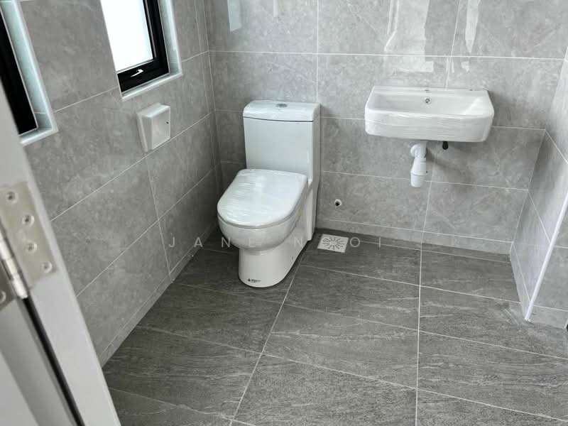 Rumah Teres 2 Tingkat untuk Dijual di Johor Bahru (Johor) - Jane Ngoi - Bathroom - PropertyGuru.com.my