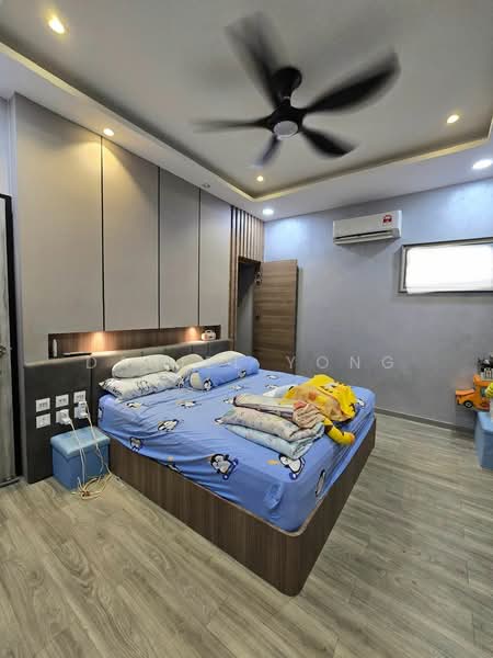 2-storey Terraced House for Sale in Bandar Seri Alam (Masai) - Daniel Yong - Bedroom - PropertyGuru.com.my