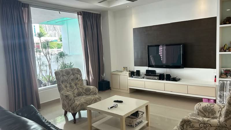 3-storey Terraced House for Sale in Tanjung Bungah (Penang) - May Tan - Living Room - PropertyGuru.com.my
