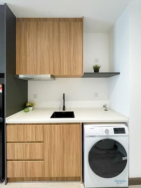 Servis Apartment untuk Disewa di Cubic Botanical - Kew . - Kitchen - PropertyGuru.com.my