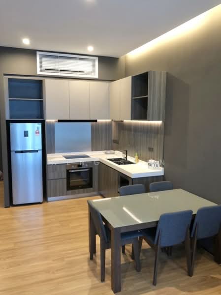 Servis Apartment untuk Disewa di City of Dreams - Weng Sern - Kitchen - PropertyGuru.com.my