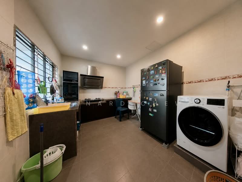 Rumah Teres untuk Dijual di Island Glades (Jelutong) - Bernard Chew - Kitchen - PropertyGuru.com.my