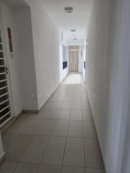 Kondominium untuk Disewa di Gembira Residen - Janet Lau - Corridor - PropertyGuru.com.my