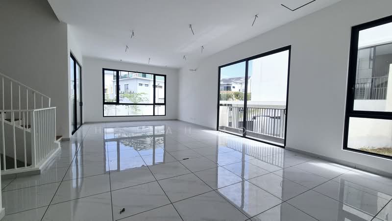 Semi-Detached House for Sale in Bandar Sungai Long (Selangor) - Ho Kah Moon - Living Room - PropertyGuru.com.my