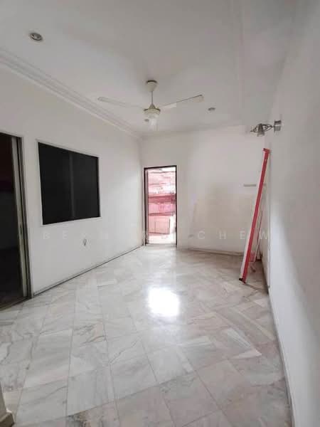 2-storey Terraced House for Sale in Pantai Jerejak (Bayan Lepas) - Bernard Chew - Interior - PropertyGuru.com.my