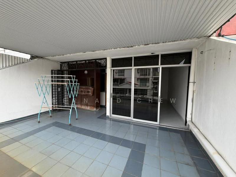 2-storey Terraced House for Sale in Pantai Jerejak (Bayan Lepas) - Bernard Chew - Exterior - PropertyGuru.com.my