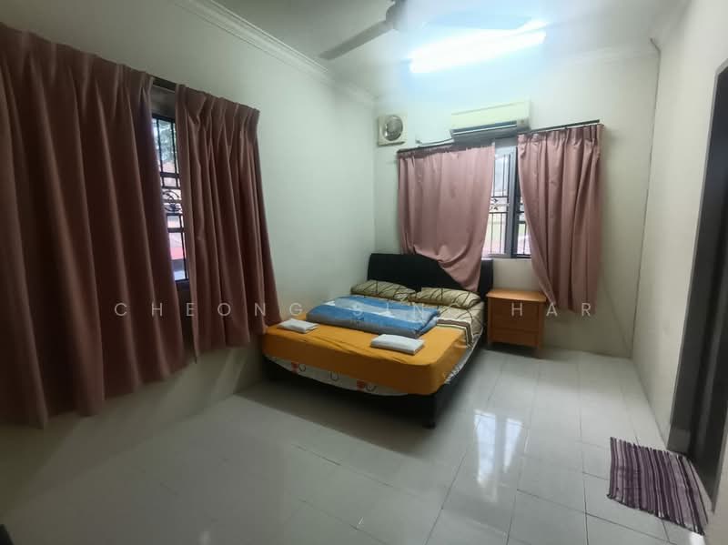 Semi-Detached House for Sale in Desa Manjung Raya (Lumut) - Cheong Sing Har - Bedroom - PropertyGuru.com.my