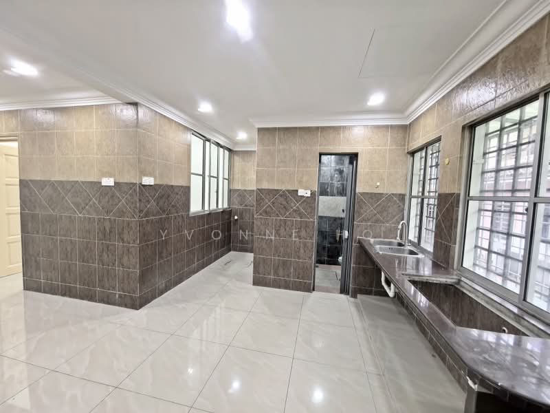 2-storey Terraced House for Rent in Mahkota Cheras (Cheras) - Yvonne Ho - Kitchen - PropertyGuru.com.my