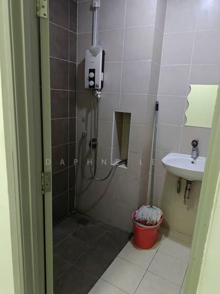 Condominium for Rent at PARC Regency (Residensi Masai) - Daphne Lee - Bathroom - PropertyGuru.com.my