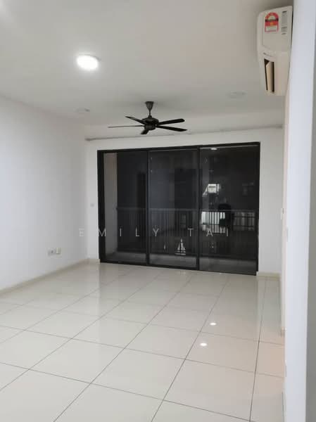 Kondominium untuk Dijual di Casa Green - Emily Tai - Living Room - PropertyGuru.com.my
