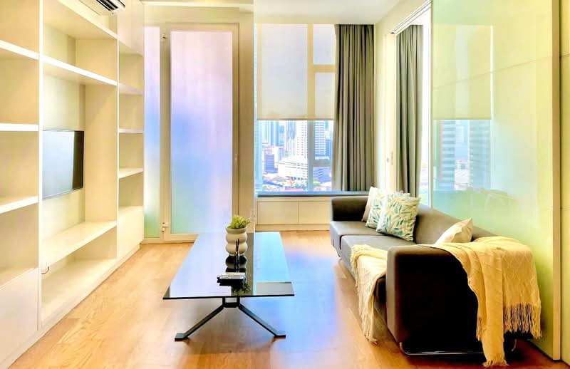 Servis Apartment untuk Disewa di The Face Suites (Platinum Suites) - Kew . - Living Room - PropertyGuru.com.my