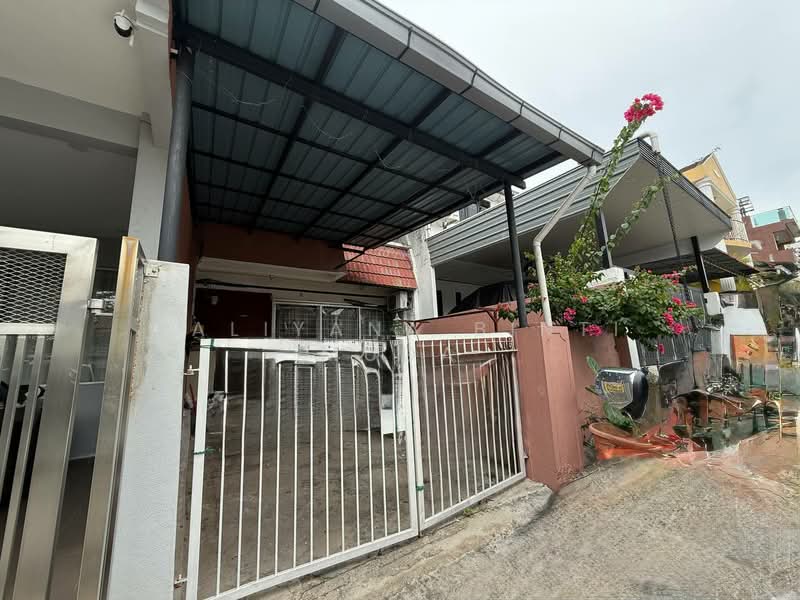 2-storey Terraced House for Sale in Batu Caves (Selangor) - Faliyana binti Muda - PropertyGuru.com.my