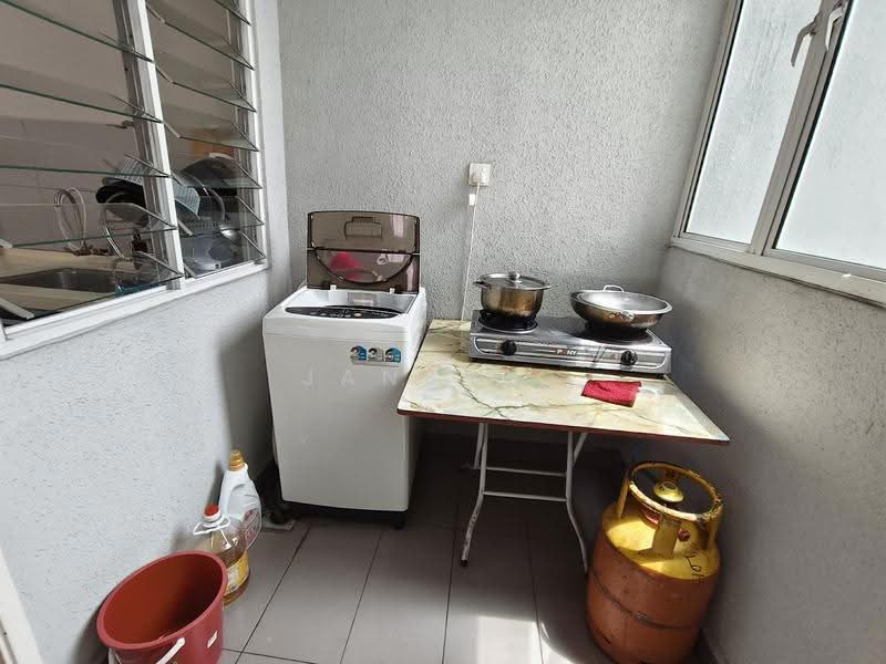 Kondominium untuk Disewa di Ocean View Residences - Jane Ng - Kitchen - PropertyGuru.com.my