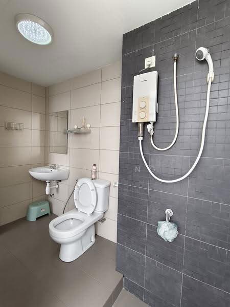 Kondominium untuk Disewa di Ocean View Residences - Jane Ng - Bathroom - PropertyGuru.com.my