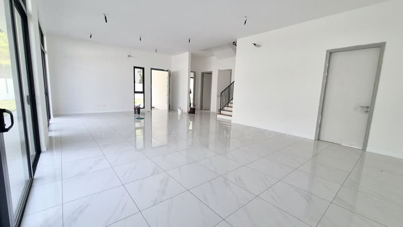 Bungalow House untuk Dijual di Bandar Sungai Long (Selangor) - Ho Kah Moon - Living Room - PropertyGuru.com.my