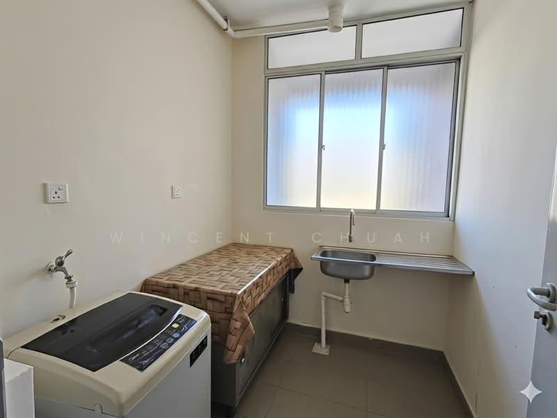 Service Residence for Sale at Platinum Lake PV 21 - Wincent Chuah - PropertyGuru.com.my