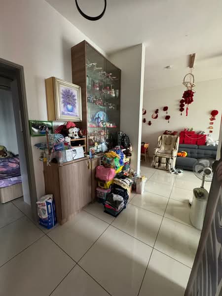Condominium for Sale at Legend Heights - Kelven Tan - Living Room - PropertyGuru.com.my