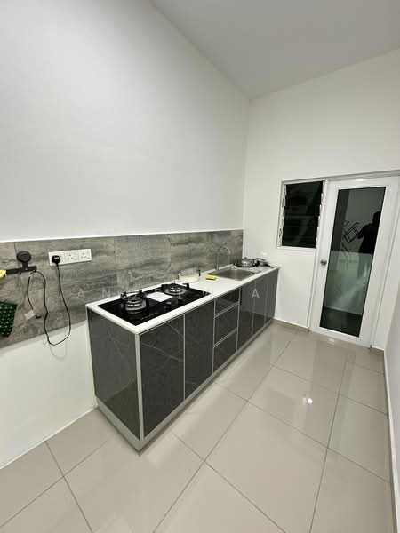 Servis Apartment untuk Disewa di D'carlton (Residensi Seri Mega) - Andrew Ang - PropertyGuru.com.my