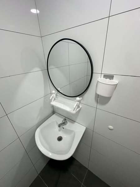 Servis Apartment untuk Disewa di Traders Garden @ Cheras Selatan - Yoon Tat Chin - Bathroom - PropertyGuru.com.my
