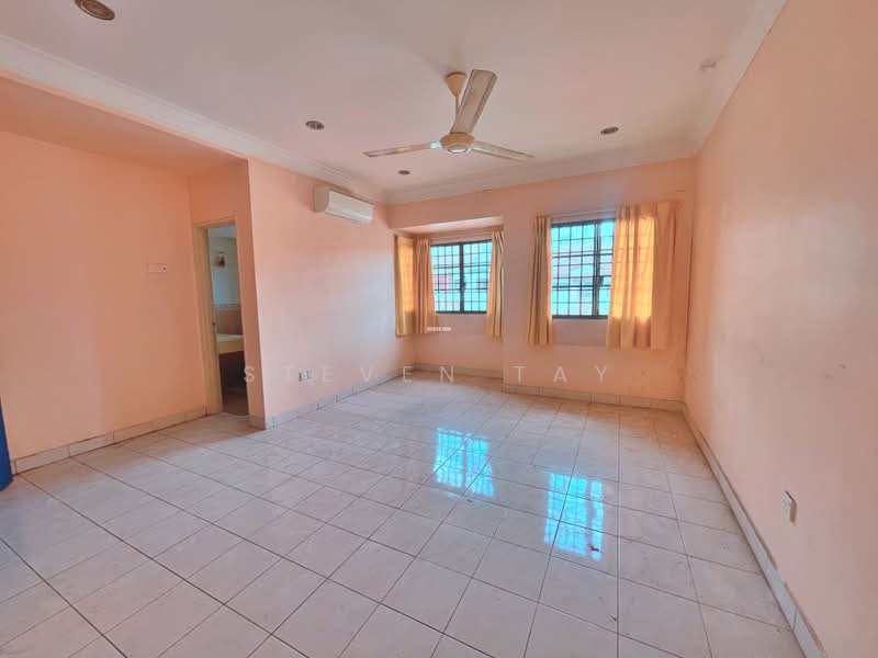 Rumah Teres 2 Tingkat untuk Dijual di Bandar Damai Perdana (Cheras) - Steven Tay - Living Room - PropertyGuru.com.my