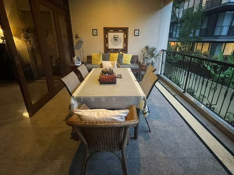 Pangsapuri untuk Dijual di 16 Taman U-Thant - Terry Teh - Balcony - PropertyGuru.com.my
