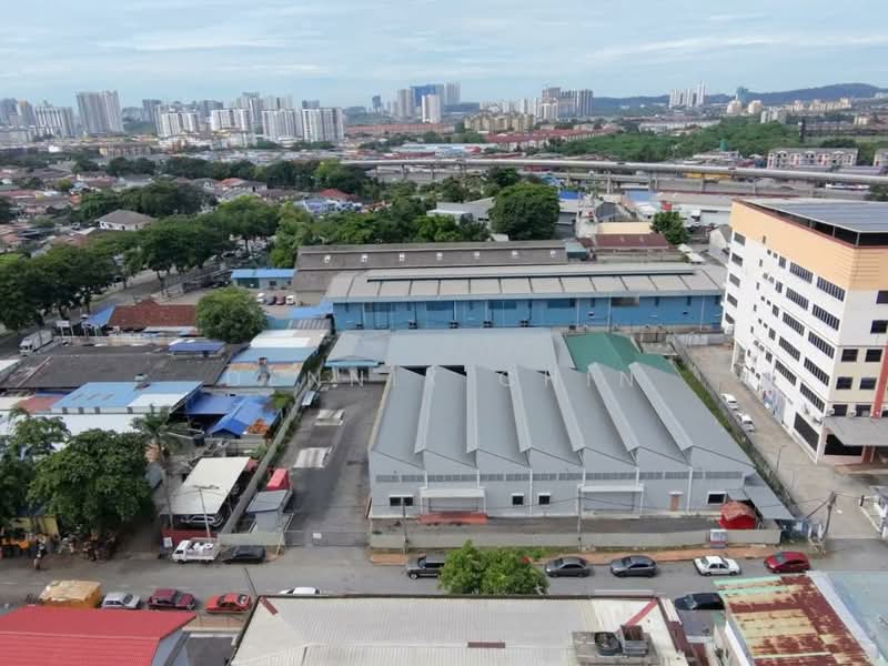 Kilang untuk Disewa di Petaling Jaya (Selangor) - Dennix Chin - Exterior - PropertyGuru.com.my