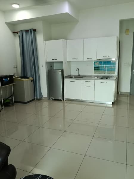 Servis Apartment untuk Disewa di Cybersquare - Leon Low - Kitchen - PropertyGuru.com.my