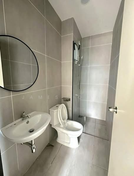 Servis Apartment untuk Disewa di Space Residency - James Foong - Bathroom - PropertyGuru.com.my