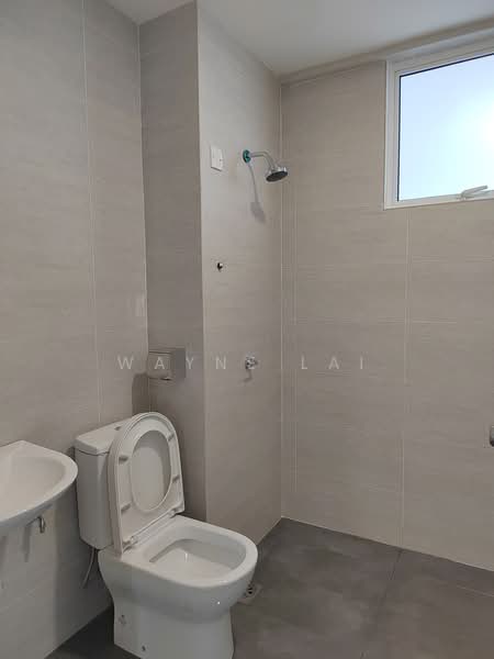 Kondominium untuk Dijual di E Park Residence - Wayne Lai - Bathroom - PropertyGuru.com.my