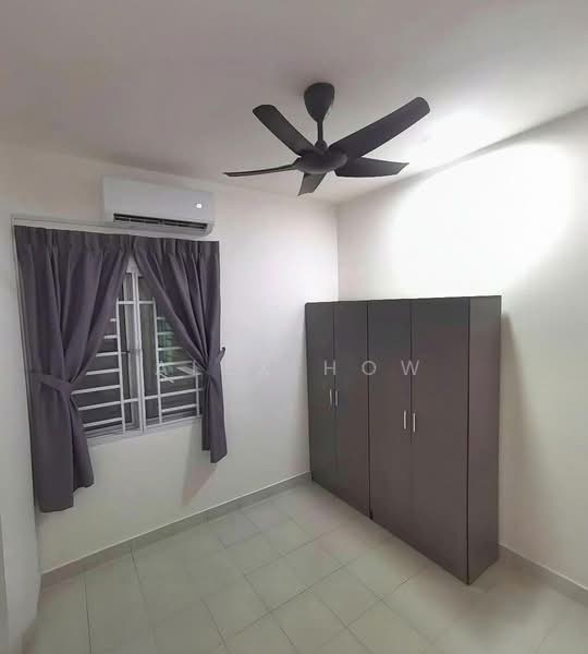 Servis Apartment untuk Disewa di Residensi Taman Pelangi Indah - Alex How - Bedroom - PropertyGuru.com.my