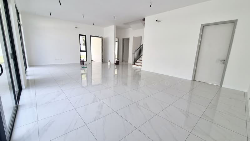 Bungalow House untuk Dijual di Bandar Sungai Long (Selangor) - Ho Kah Moon - Living Room - PropertyGuru.com.my