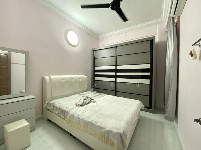 Pangsapuri untuk Disewa di Pangsapuri Bayan Permai - Panya Rith - Bedroom - PropertyGuru.com.my