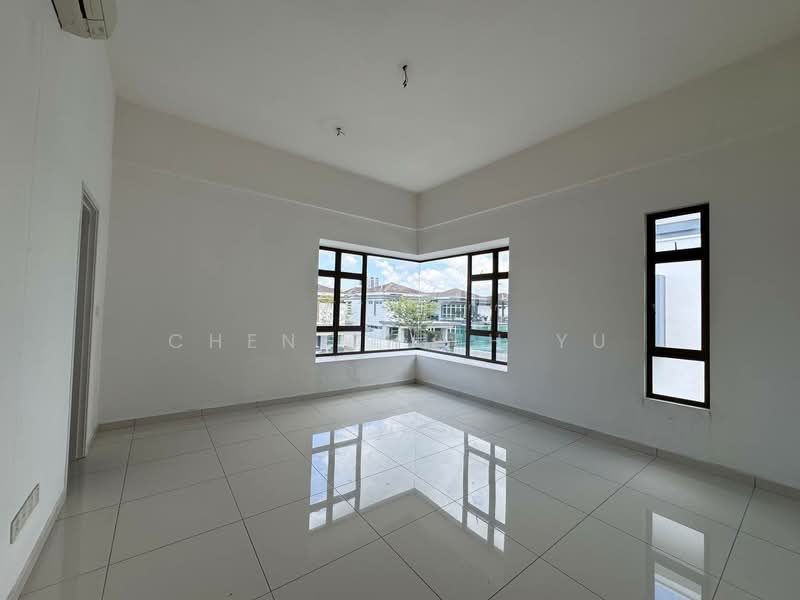 Link Bungalow for Sale in Bukit Indah (Iskandar Puteri (Nusajaya)) - Chen Shieh Yu - Living Room - PropertyGuru.com.my