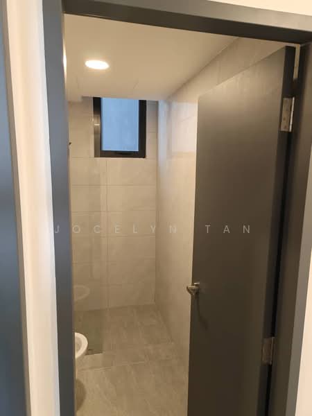 Service Residence for Rent at Altris Residences @ The Quartz WM - Jocelyn Tan - Bathroom - PropertyGuru.com.my