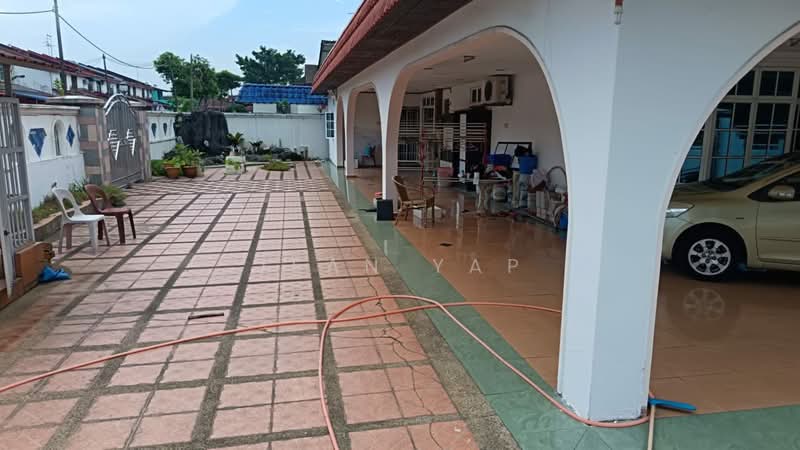 Rumah Teres 1 Tingkat untuk Dijual di Pekan Nanas (Johor) - Jean Yap - Exterior - PropertyGuru.com.my