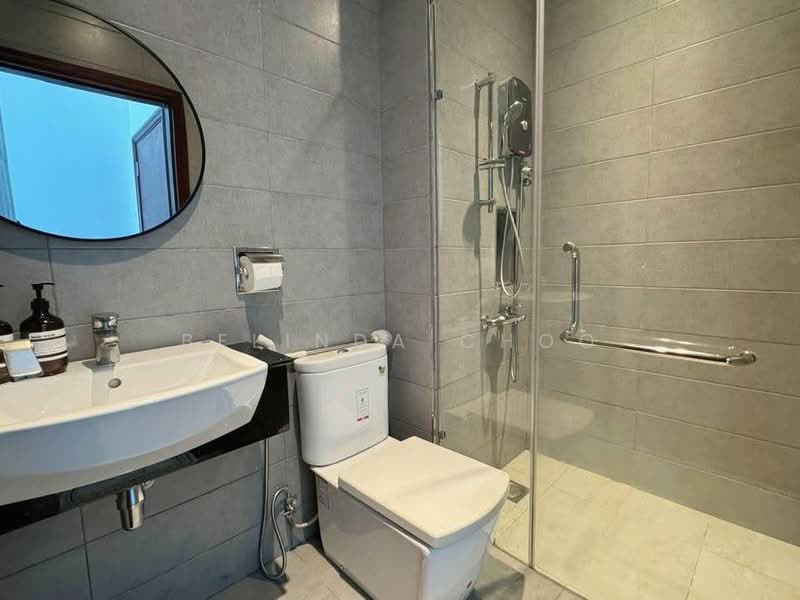 Service Residence for Sale at Paragon Suites @ CIQ - Belinda Choo - Bathroom - PropertyGuru.com.my