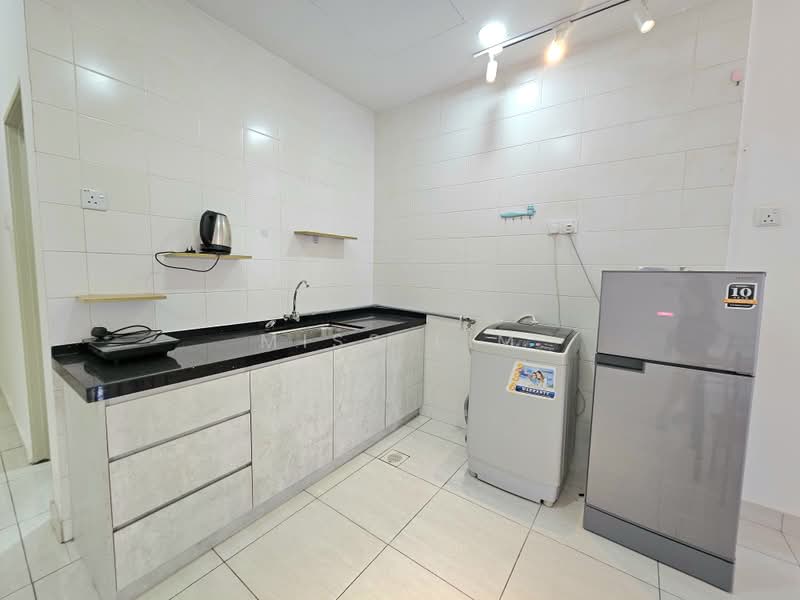 Servis Apartment untuk Disewa di BSP 21 - MISS LIM - Kitchen - PropertyGuru.com.my