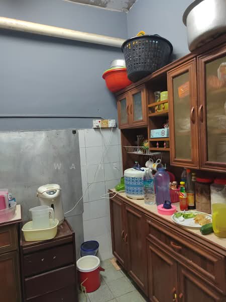 Pangsapuri untuk Dijual di Taman Setia Balakong - Wayne Lai - Kitchen - PropertyGuru.com.my