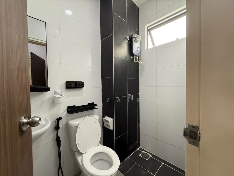 Service Residence for Sale at Seasons Garden Residences - M.J Zairin - Bathroom - PropertyGuru.com.my