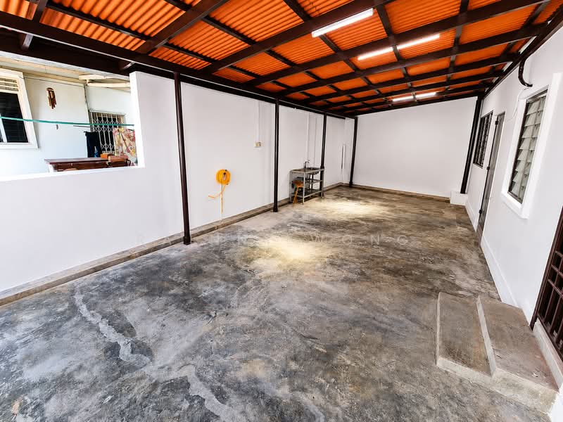 Rumah Berkembar untuk Dijual di Taman Goh Guan Ho (Ayer Itam) - Rainny Wong - Car Park - PropertyGuru.com.my