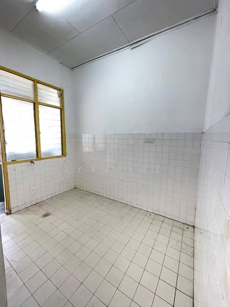 1-storey Terraced House for Sale in Taman Molek (Johor Bahru) - Jyez Lee - PropertyGuru.com.my