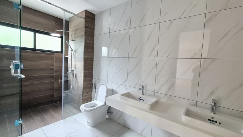 Bungalow House untuk Dijual di Bandar Sungai Long (Selangor) - Ho Kah Moon - Bathroom - PropertyGuru.com.my