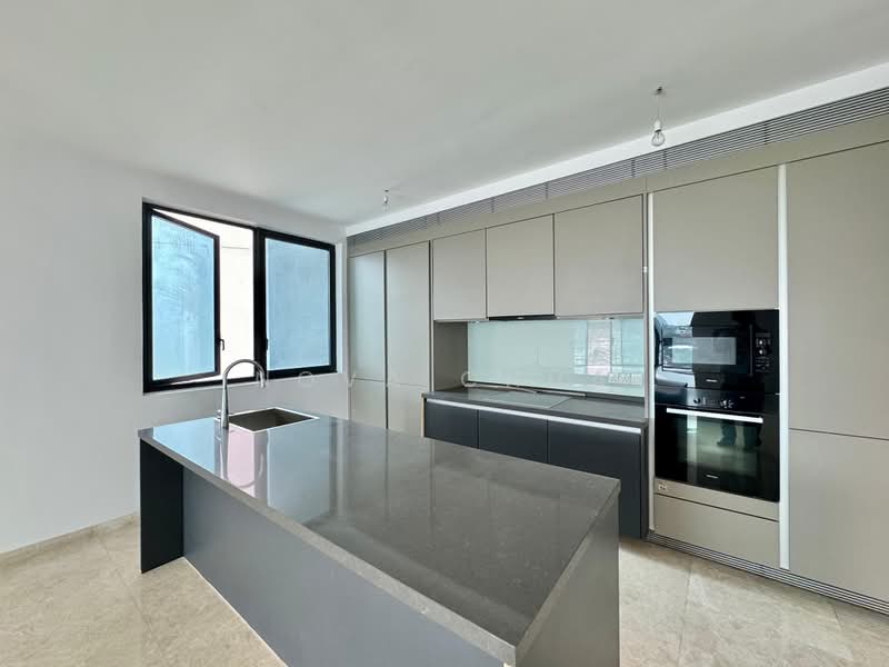 Servis Apartment untuk Dijual di Damansara City Residency (DC Residensi) - Nova Chua - PropertyGuru.com.my