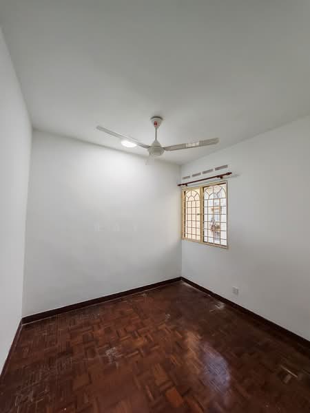 Pangsapuri untuk Dijual di Subang Perdana Goodyear Court 3 - Ray Lee - Interior - PropertyGuru.com.my