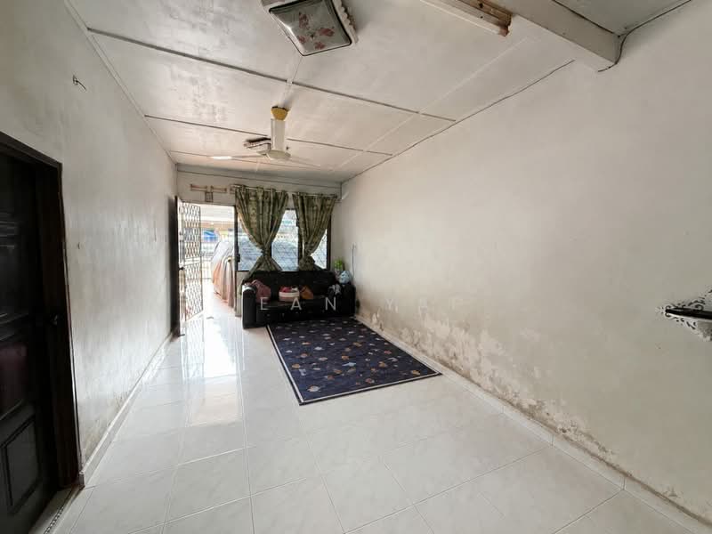 1-storey Terraced House for Sale in Skudai (Johor) - Jean Yap - Living Room - PropertyGuru.com.my