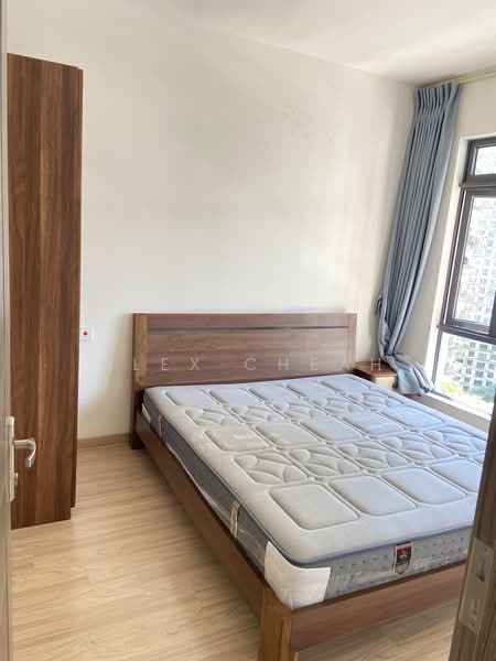 Apartment for Rent at Regalia Park @ Forest City - Alex Cheah - Master bedroom - PropertyGuru.com.my