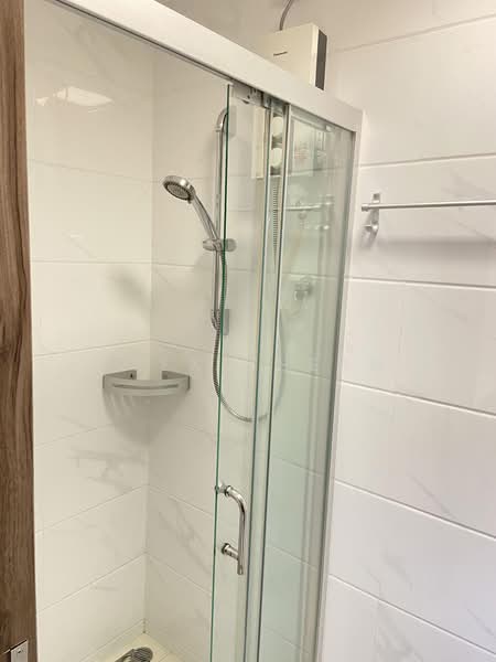 Apartment for Rent at Regalia Park @ Forest City - Alex Cheah - Bathroom - PropertyGuru.com.my